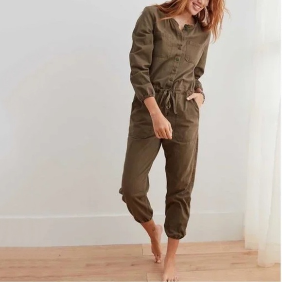 NWT Aerie Softest Utility Long Sleeve Twill Jumpsuit in Olive Green - Picture 1 of 6
